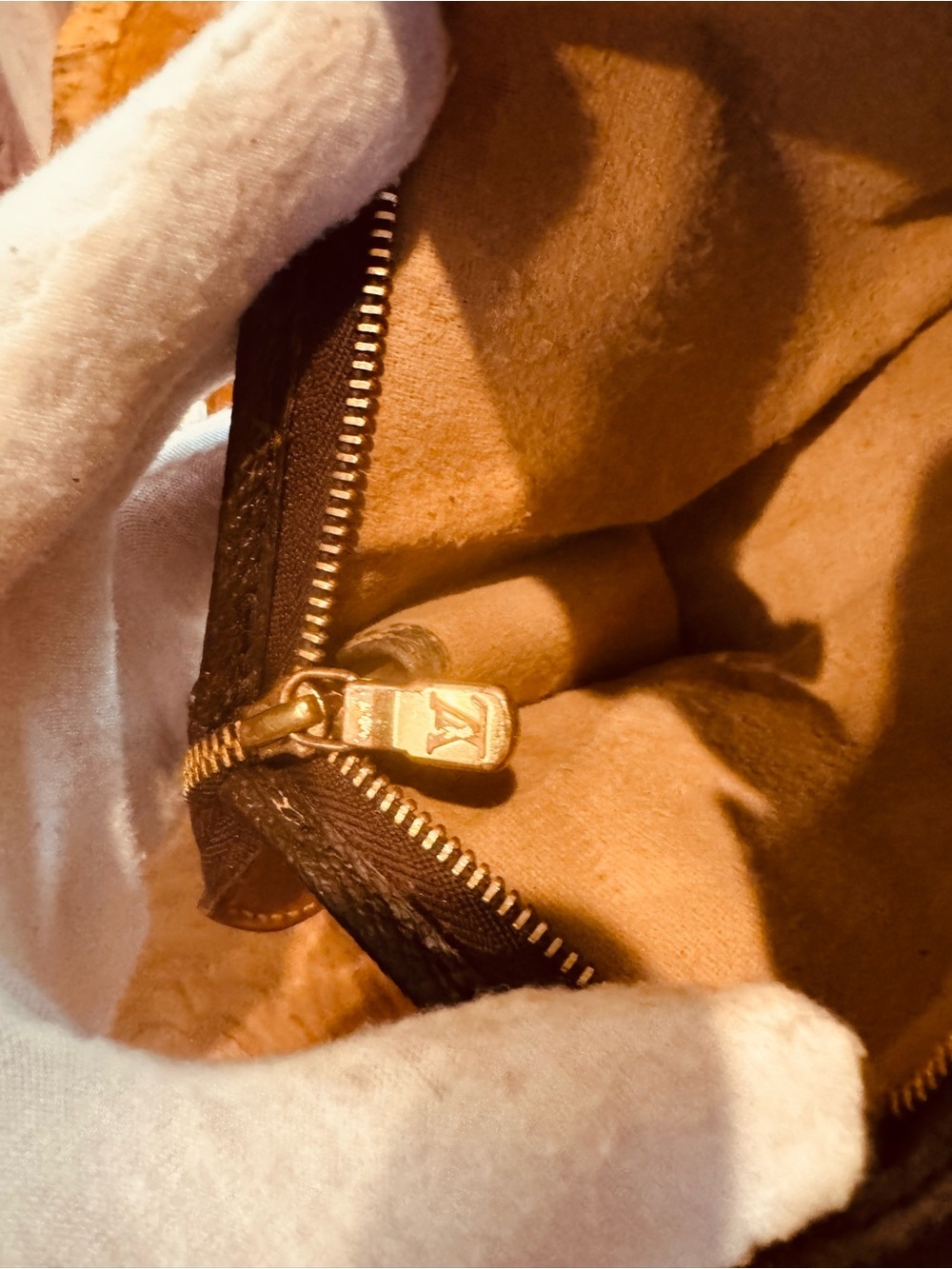 Louis Vuitton vintage monogram converted Crossbody pouchette purse - Picture 9 of 12